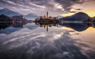 Картинка небо, горы, озеро, Lake Bled, Словения, остров, Slovenia, отражение