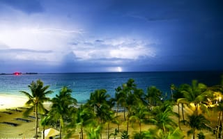 Картинка Bahamas, Багамы, тропики, пляж, песок, море, горизонт, побережье, пальмы, молнии, пасмурно, тучи