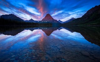 Картинка Sinopah Mountain, Two Medicine Lake, Glacier National Park, лодка, горы, отражение, озеро, Montana