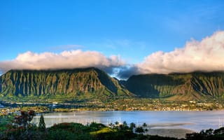 Картинка Koolau, тропики, облака, Гавайи, яхты, панорама, долина, пальмы, остров, горы, побережье, залив