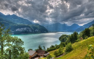 Картинка Lake Walensee, облака, Альпы, горы, дома, Switzerland, озеро Валензе, деревья, Alps, Швейцария, озеро