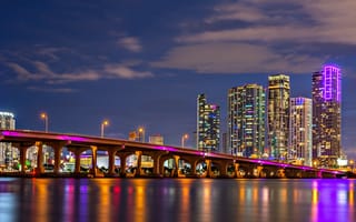 Картинка мост, залив, здания, Флорида, Miami, небоскрёбы, Biscayne Bay, Залив Бискейн, ночной город, Florida, Майами
