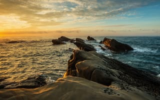 Картинка море, волны, природа, камни, берег, пейзаж, небо, облака