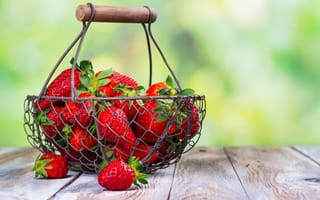 Картинка лето, ягоды, корзинка, спелая, клубника