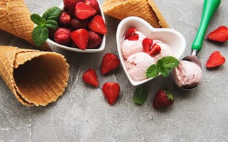 Обои ягоды, клубника, рожок, dessert, мороженое, strawberry, cone, ic cream