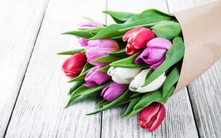Картинка цветы, букет, colorful, tulips, тюльпаны, wood, flowers, pink