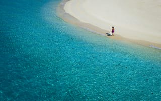 Картинка вода, пляж, океан, девушка, песок, прозрачность