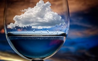 Обои Cloud in a glass, бокал, макро, облако