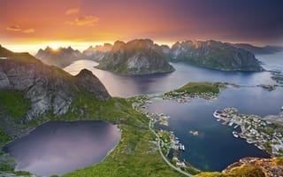 Картинка Лофотенские острова, лучи, зарево, море, солнце, облака, закат, Норвегия, горы
