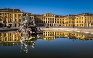 Картинка Schonbrunn Palace, отражение, Австрия, вода, Вена, фонтан, Austria, дворец, скульптура, Дворец Шёнбрунн, Vienna