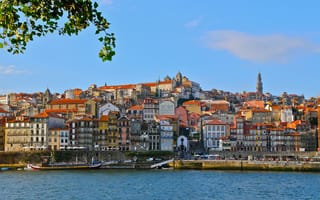 Картинка Vila Nova de Gaia, река, Porto, Порту, Португалия, Вила-Нова-ди-Гая, здания, набережная, Douro River, река Дору, Portugal