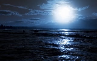 Картинка луна, море, отражение, доски, ночь, лучи, свечение, волны, серфинг, блики, люди
