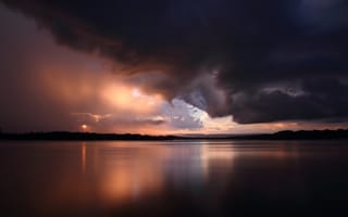Картинка Озеро, облака, свет, вода, отражения, небо