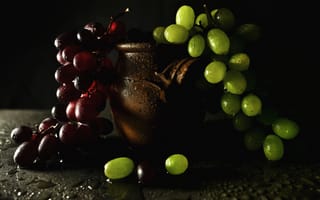Картинка капли, красный, горшок, гроздь, полумрак, темнота, виноград, зеленый