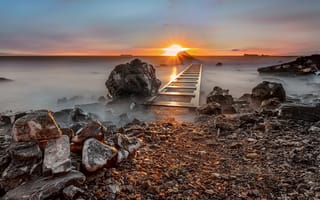 Картинка море, небо, облака, солнце, закат, лучи, пейзаж, свет