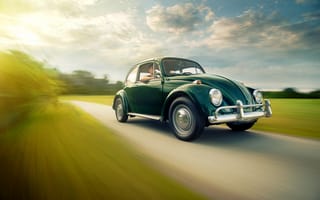Картинка Volkswagen, поле, солнце, фары, Beetle, колеса, дорога, облака, небо