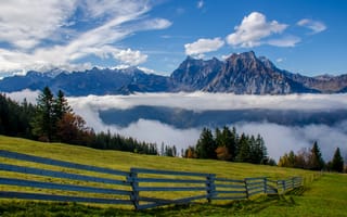 Картинка Uri-Rotstock, Switzerland, забор, Uri Alps, Альпы, Alps, Швейцария, Brunnistock, луг, облака, горы