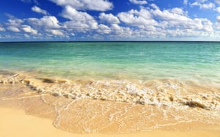 Картинка Океан, песок, небо, пляж, облака, волны