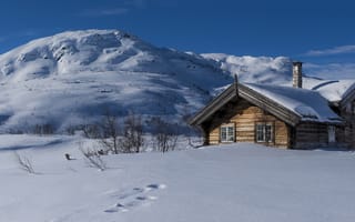 Картинка зима, снег, холмы, Норвегия, домик
