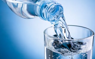 Обои water, glass of water, commercial bottle, mineral