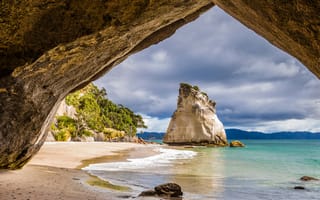 Картинка Новая Зеландия, море, песок, скалы, побережье, камни