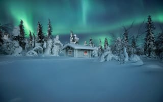 Картинка зима, хижина, Андрей Базанов, северное сияние, избушка, Финляндия, сугробы, снег, деревья