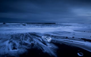 Картинка лед, зима, облака, волны, море, берег, ночь, небо