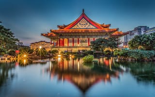 Картинка Chiang Kai-shek Memorial Hall, Taipei, Тайвань, здание, Концертный зал, отражение, Тайбэй, Мемориальный зал Чан Кайши, Taiwan, Concert Hall, пруд