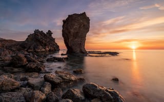 Картинка море, облака, закат, рассвет, камни, берег, скалы