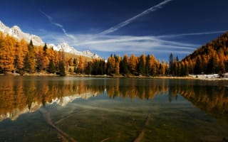 Обои San Pellegrino's Lake, Italy, озеро, Италия, дно, лес, горы, отражение