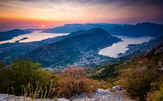 Картинка солнце, деревья, закат, высота, рассвет, вид, холмы, горы