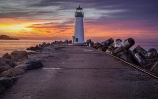 Картинка море, небо, облака, вечер, труба, камни, закат, маяк