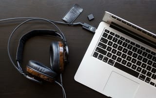Картинка AudioQuest NightHawk, Headphones