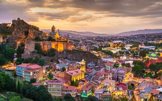 Картинка горы, Грузия, Old Tbilisi, вечер, Тбилиси, огни