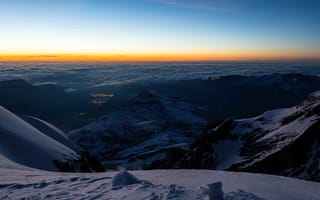 Картинка Бернские Альпы, Юнгфрауйох, горы, зарево, Швейцария, долина, снег, горизонт, огни