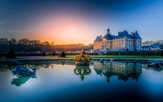 Картинка пруд, парк, France, Во-ле-Виконт, дворец, фонтан, Château de Vaux-le-Vicomte, отражение, Франция, Maincy