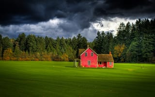 Картинка красный, тучи, Британская Колумбия, Keath Ling Photography, Канада, поле, небо, дом, ферма, лес, Fort Langley