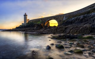 Картинка море, пейзаж, берег, закат, камни, Бретань, маяк, Франция