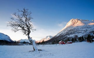 Картинка снег, горы, Норвегия, Møre og Romsdal, домики
