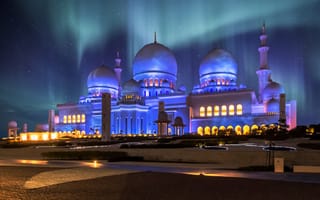 Картинка небо, ночь, ОАЭ, освещение, звёзды, город, Мечеть шейха Зайда, купола