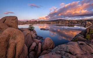 Картинка облака, озеро, Arizona, камни, Prescott, отражение, США, скалы, Аризона, Granite Dells