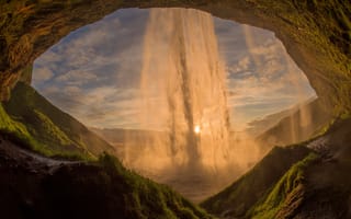 Картинка водопад, Iceland, пещера, waterfall, Seljalandsfoss, Солнце, cave, Petr Simon, sun, Исландия