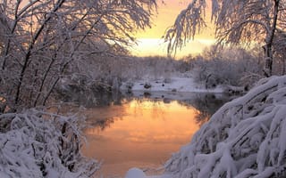 Картинка зима, снег, река, деревья, закат