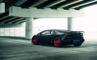 Картинка Ламборгини Хуракан, красные диски, черный суперкар, спортивное купе, тюнинг, Lamborghini Huracan
