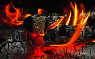 Обои fireplace, угли, flame, костёр, пламень, fire, дрова, огонь, камин, coals, firewood
