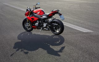 Картинка БМВ С1000Р, 2014, красный мотоцикл, BMW S1000R