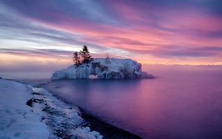 Картинка зима, море, деревья, остров, закат, снег