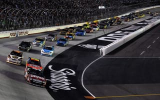 Картинка гонки, автомобили, ночь, трибуны, спорт, дрифт, адреналин