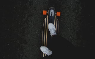 Картинка скейтборд, катание, спорт, уличный стиль, обувь, доска, молодежь