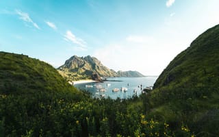 Картинка пейзаж, горы, море, природа, корабли, небо, зелень